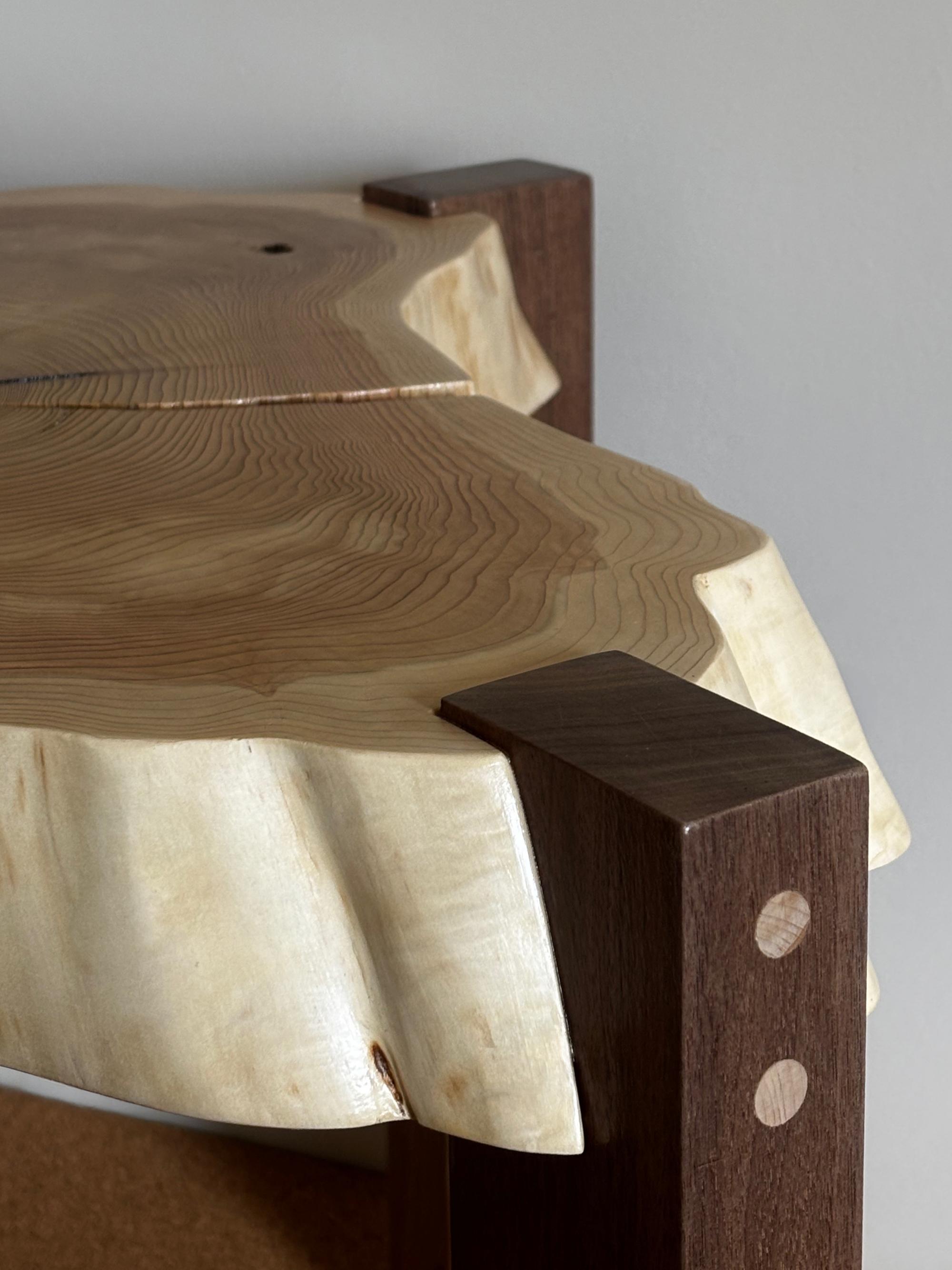 Cedar Cookie Table close detail